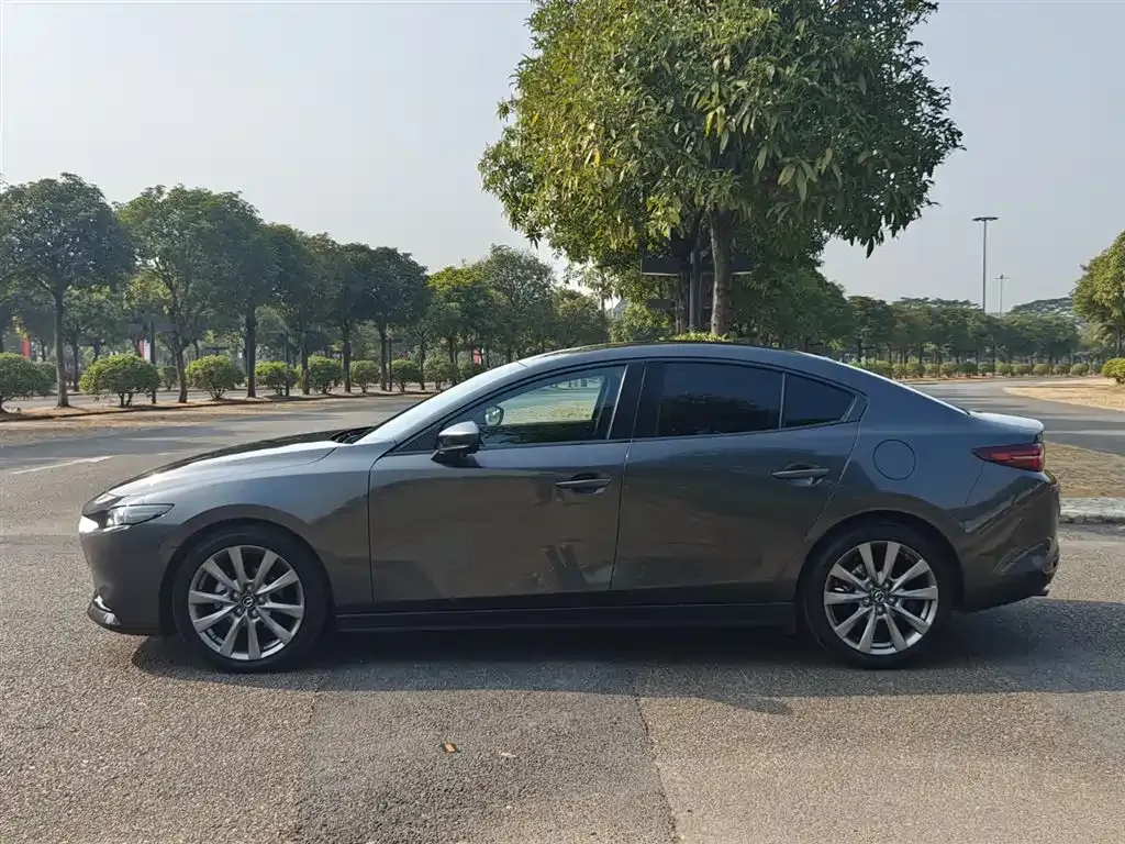 Mazda 3 Axela 2022 из CN, фото 8