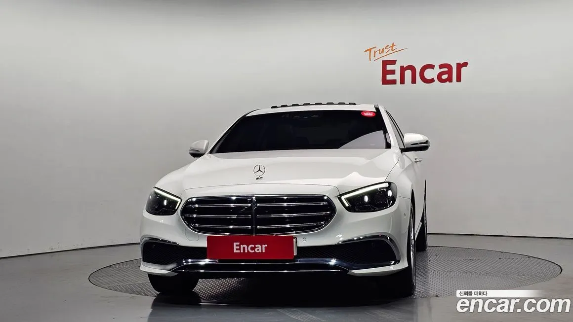 Mercedes-Benz E-Class 2023 из KR, фото 3
