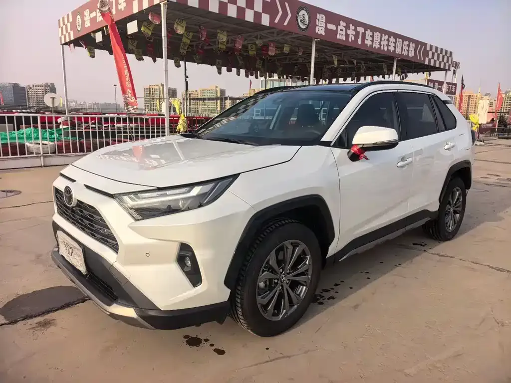 Toyota RAV4 2025 из CN, фото 1
