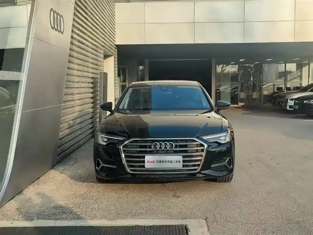 Audi A6L 2023 из CN, фото 7
