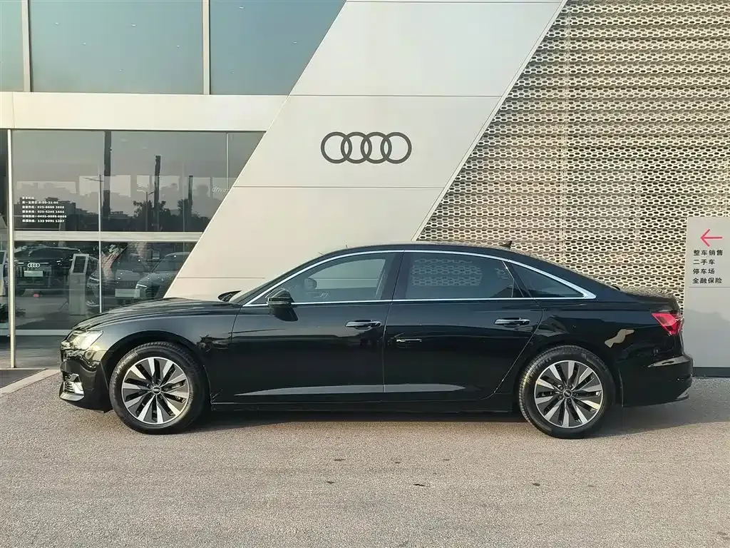 Audi A6L 2023 из CN, фото 5