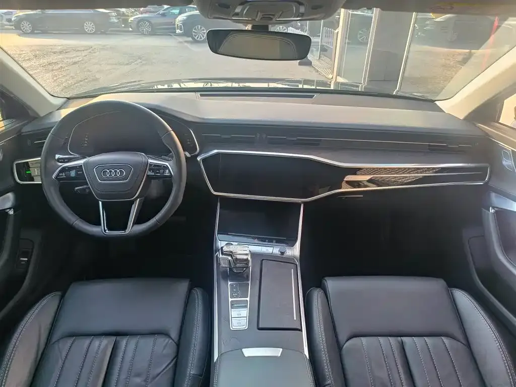 Audi A6L 2023 из CN, фото 4