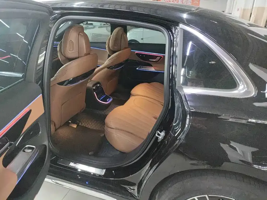Mercedes-Benz E-Class 2025 из CN, фото 4