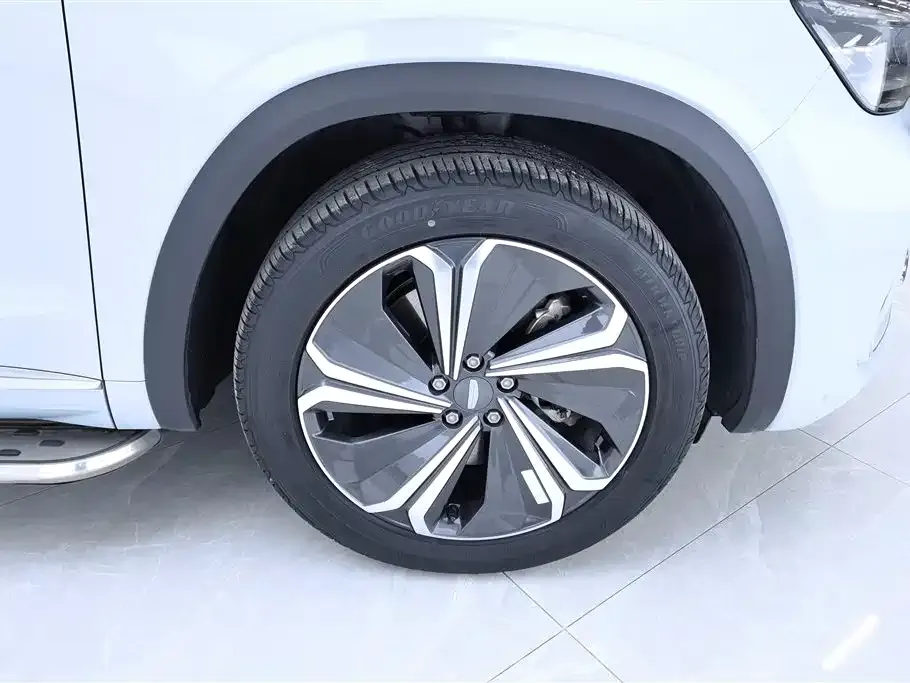 Geely Xingyue L EREV 2023 из CN, фото 4