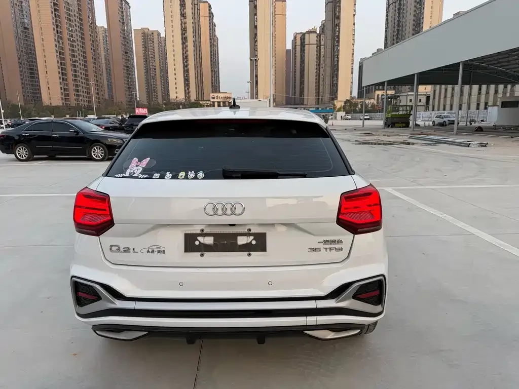 Audi Q2L 2022 из CN, фото 5