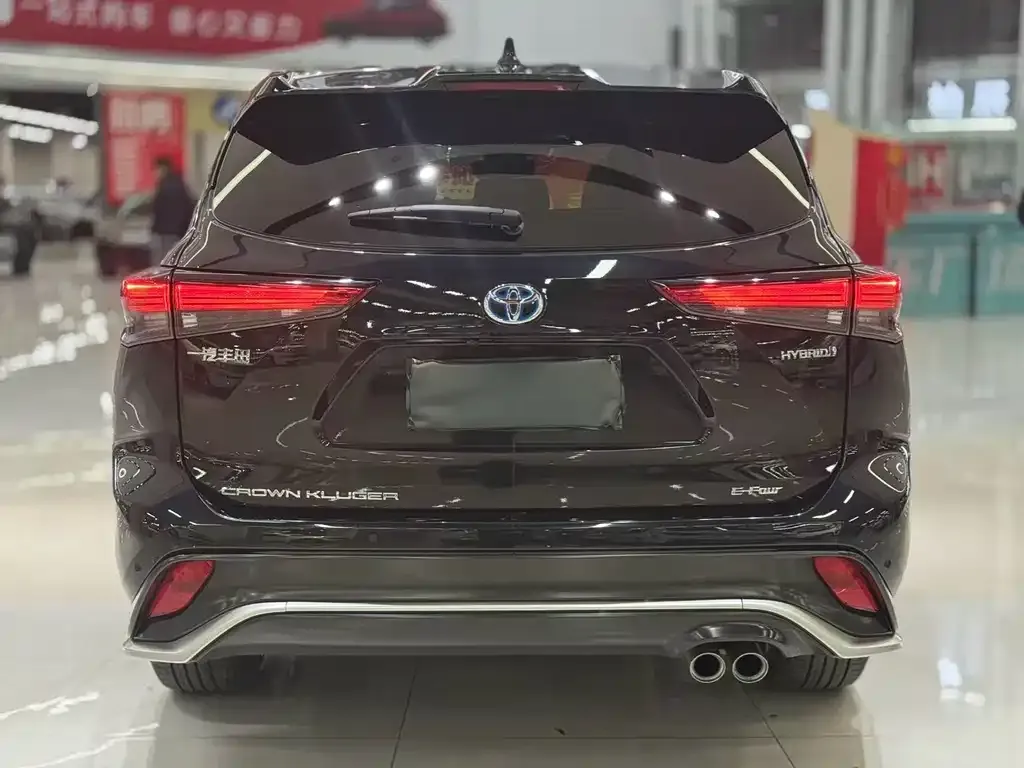 Toyota Crown Kluger 2022 из CN, фото 9