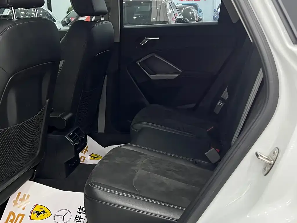 Audi Q3 2021 из CN, фото 3