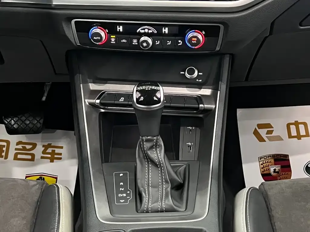 Audi Q3 2021 из CN, фото 7