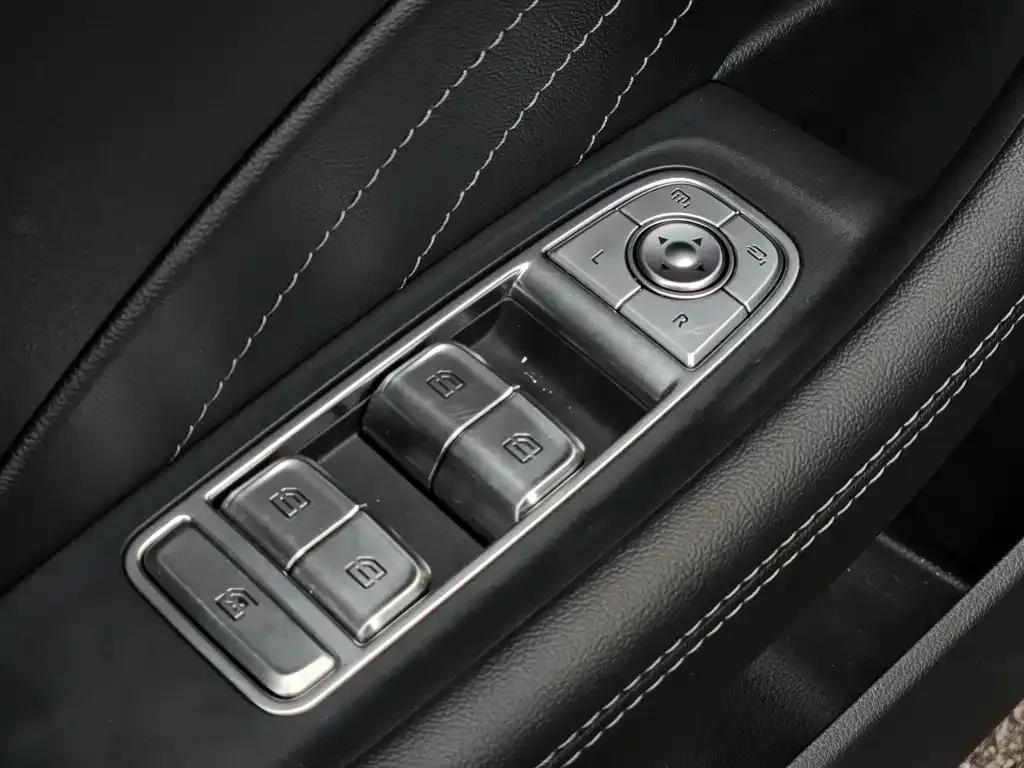 Hongqi H5 2024 из CN, фото 4