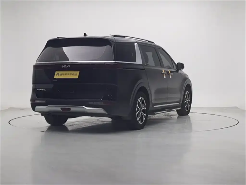 Kia Carnival 2023 из CN, фото 10