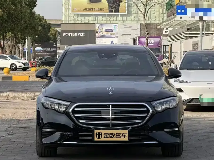 Mercedes-Benz E-Class 2025 из CN, фото 7