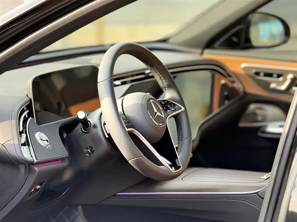 Mercedes-Benz E-Class 2025 из CN, фото 6