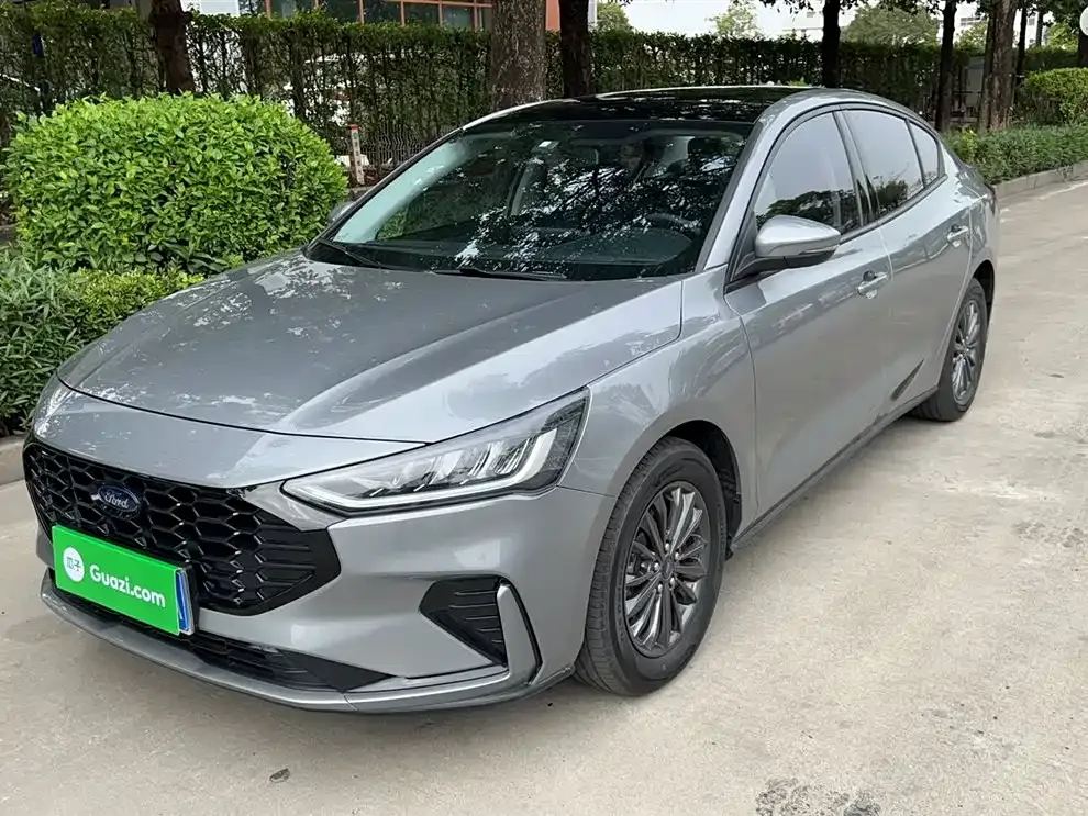 Ford Focus 2022 из CN, фото 1