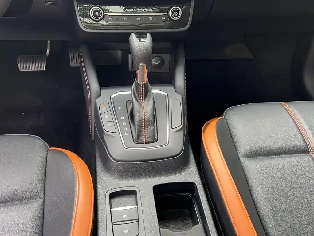 Ford Focus 2022 из CN, фото 7