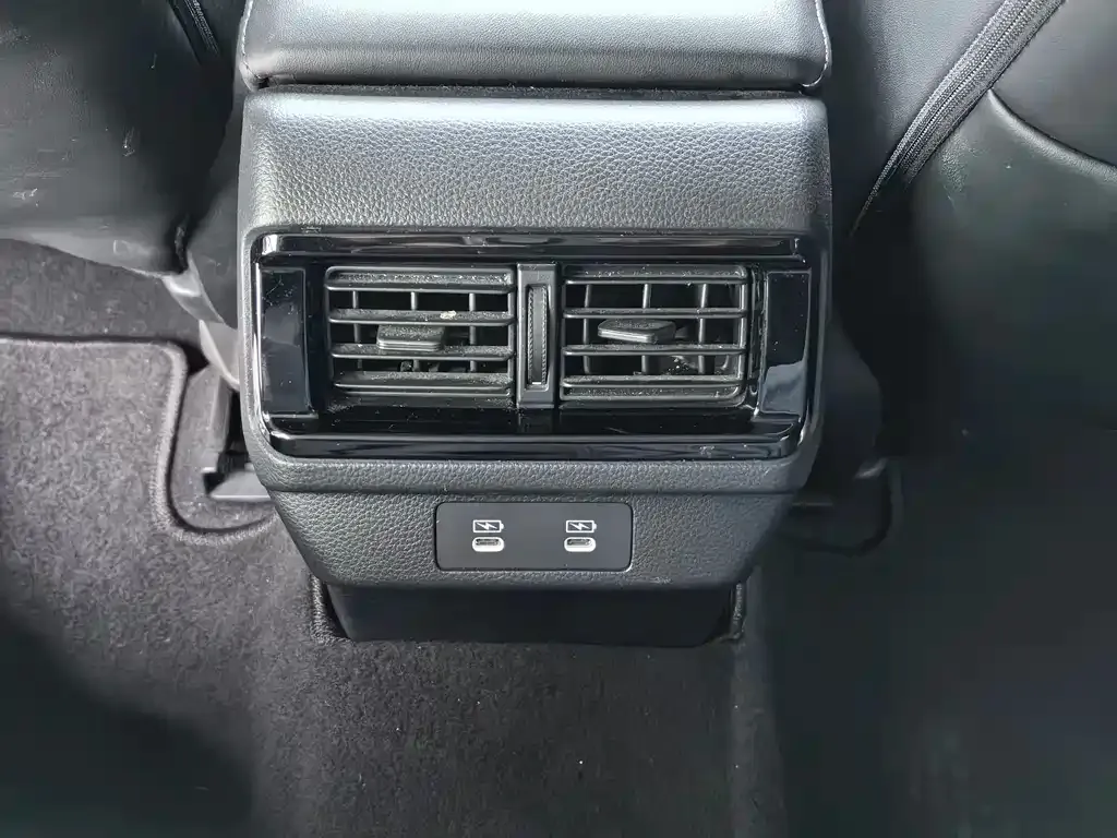 Honda Accord 2023 из CN, фото 5