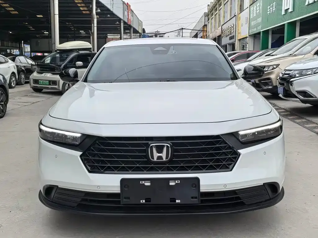 Honda Accord 2023 из CN, фото 8