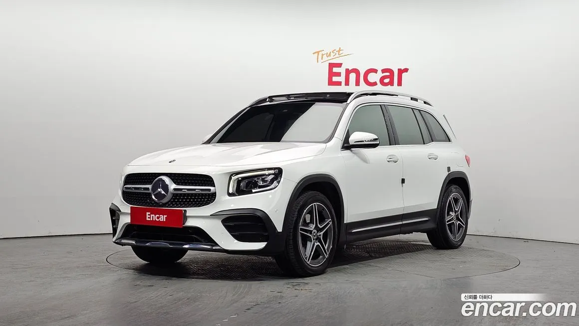Mercedes-Benz GLB-Class — фото 1