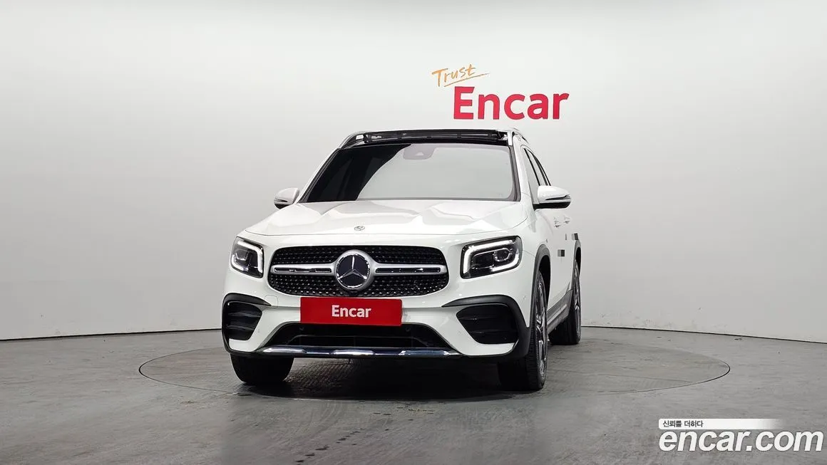 Mercedes-Benz GLB-Class — фото 2