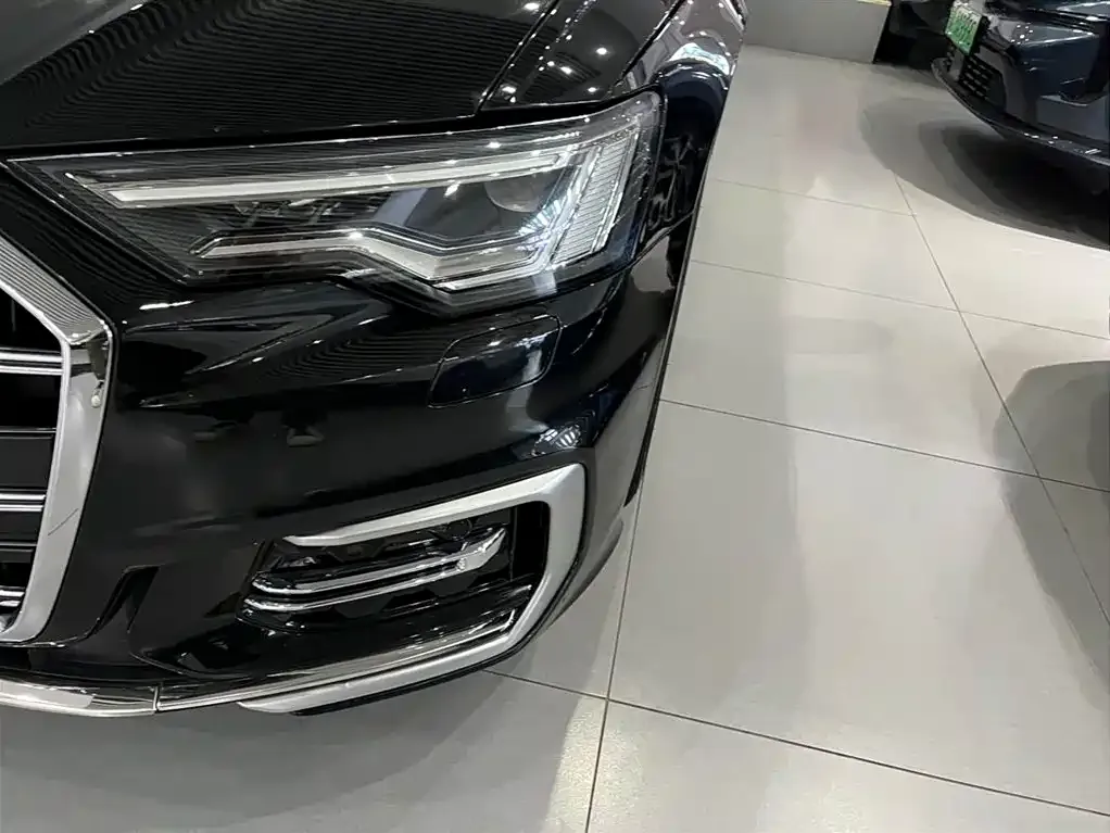 Audi A6L 2024 из CN, фото 5