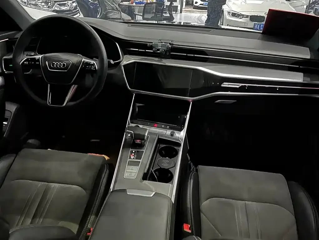 Audi A6L 2024 из CN, фото 3
