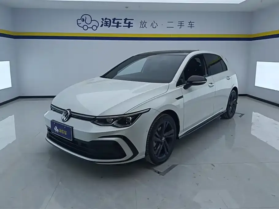 Volkswagen Golf 2023 из CN, фото 1