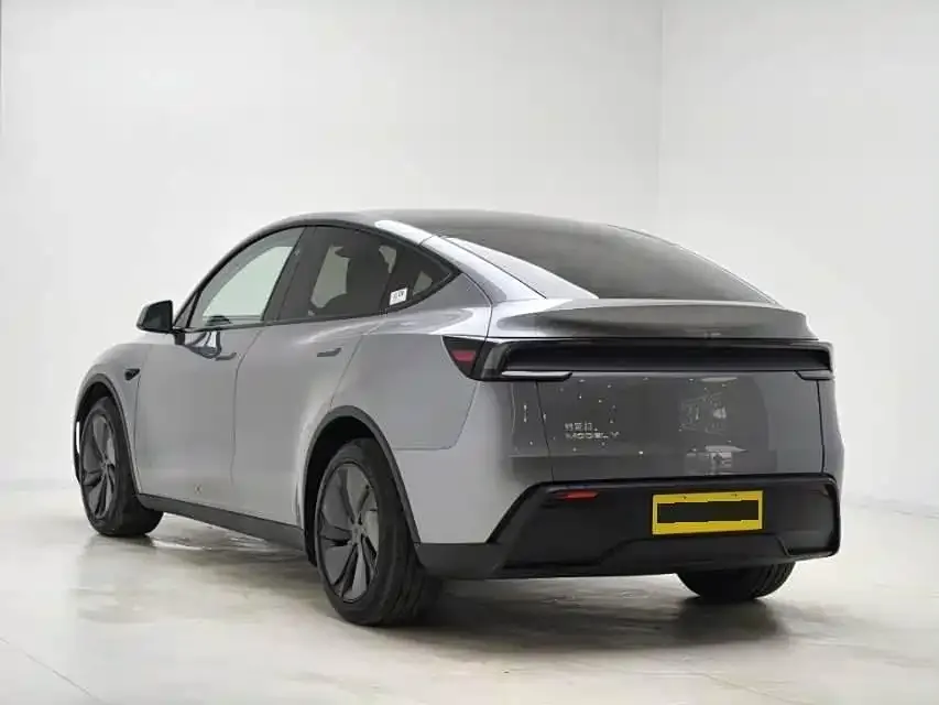 Tesla Model Y 2025 из CN, фото 8