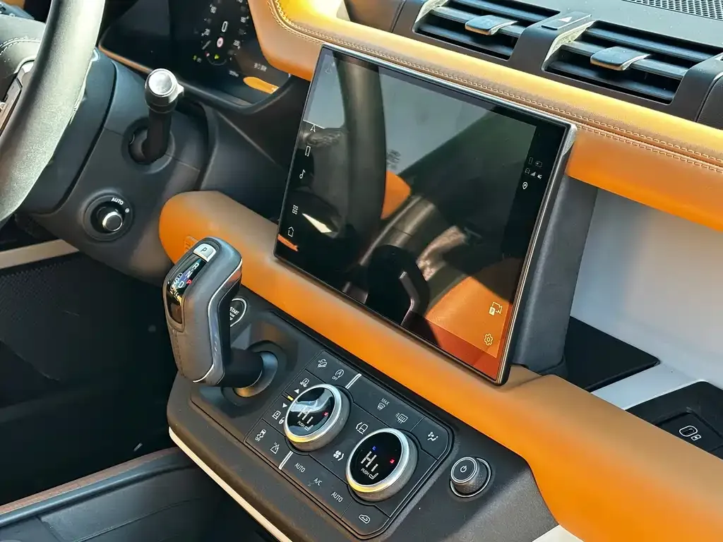 Land Rover Defender 2023 из CN, фото 9