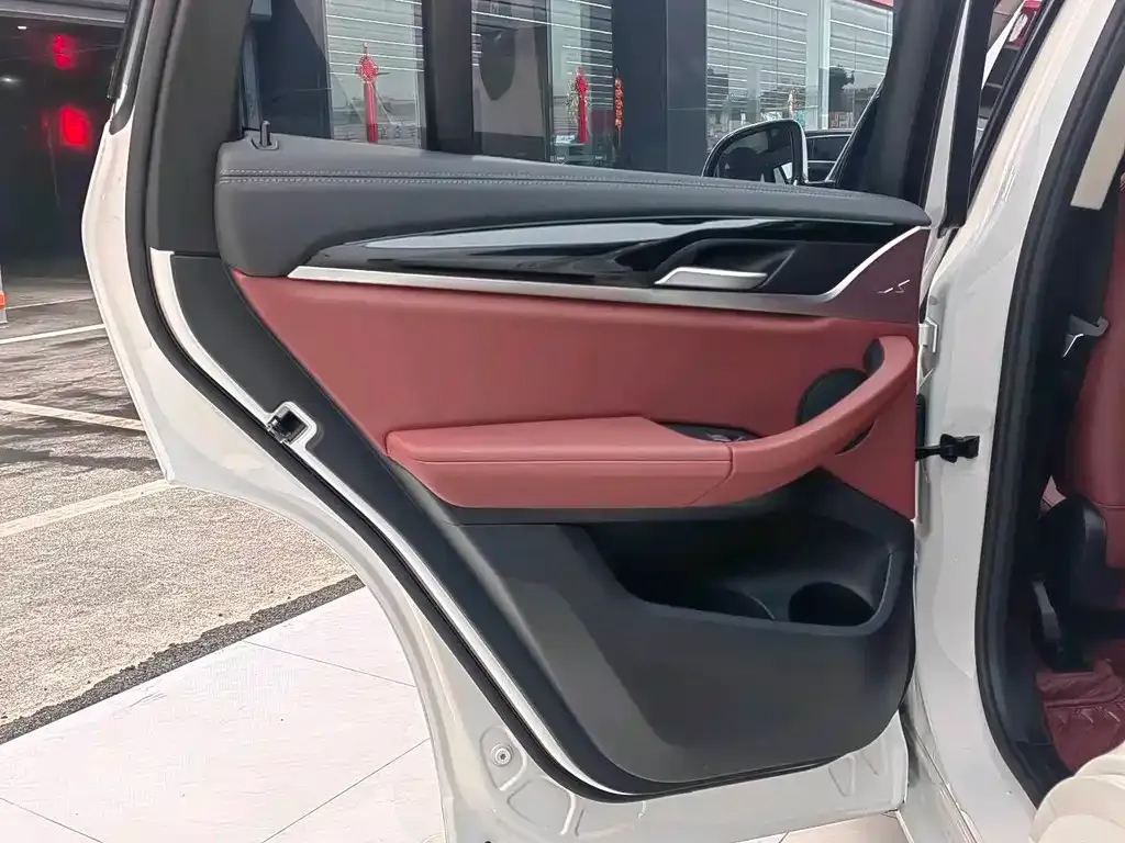BMW iX3 2025 из CN, фото 10