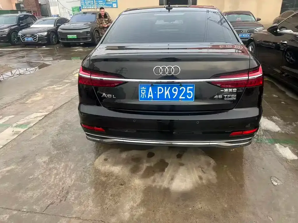 Audi A6L 2023 из CN, фото 2