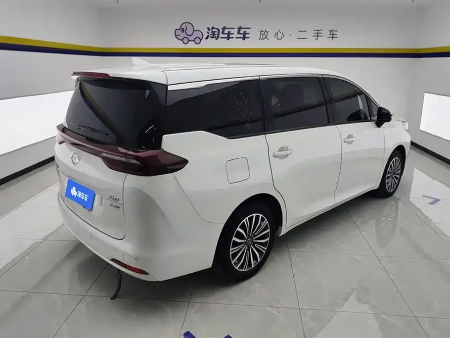 GAC Motor Trumpchi M6 — фото 4