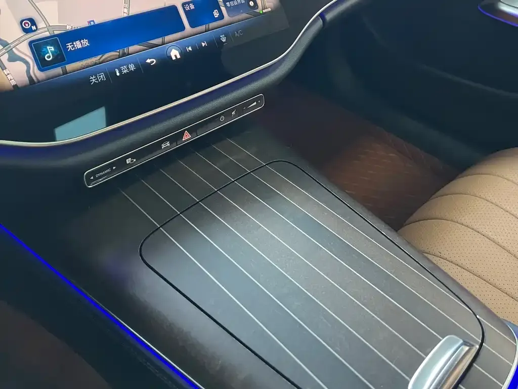 Mercedes-Benz E-Class 2024 из CN, фото 3