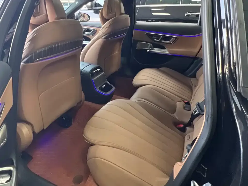 Mercedes-Benz E-Class 2024 из CN, фото 4