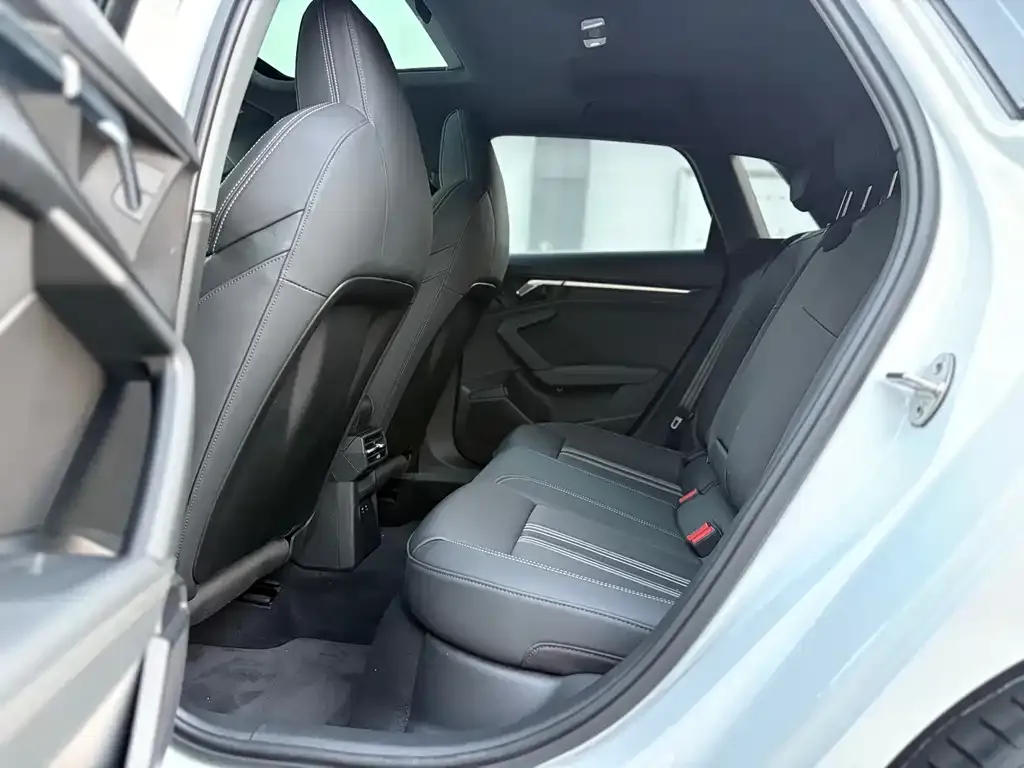 Audi A3 2022 из CN, фото 7