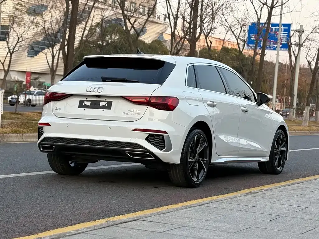 Audi A3 2022 из CN, фото 9