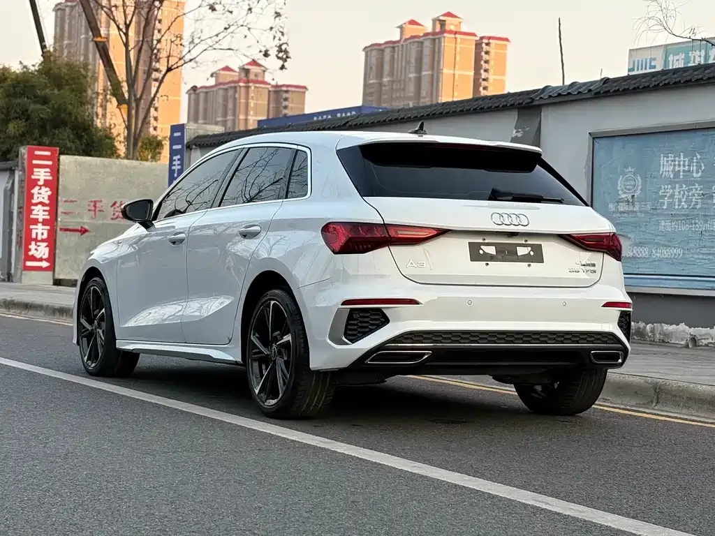 Audi A3 2022 из CN, фото 6