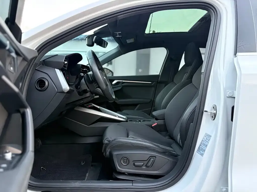 Audi A3 2022 из CN, фото 5