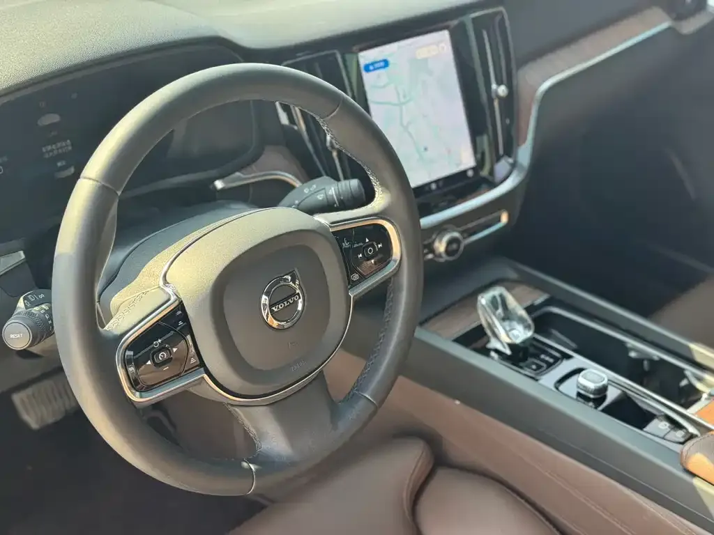 Volvo S60 2022 из CN, фото 10