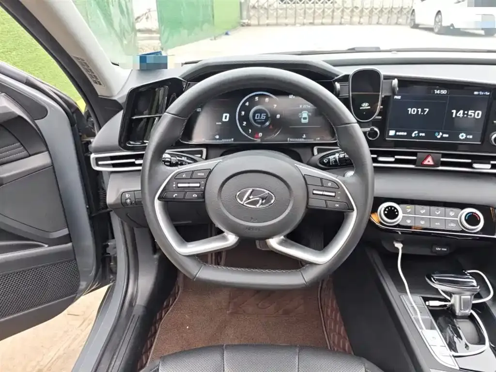 Hyundai Elantra 2022 из CN, фото 7