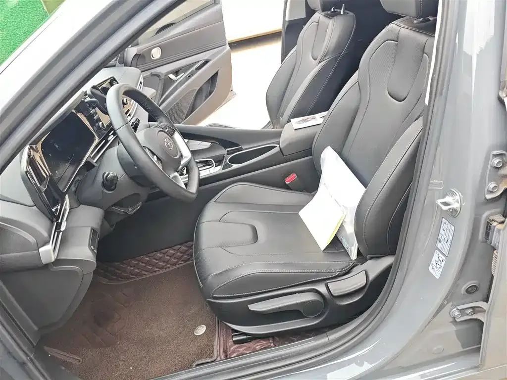 Hyundai Elantra 2022 из CN, фото 4
