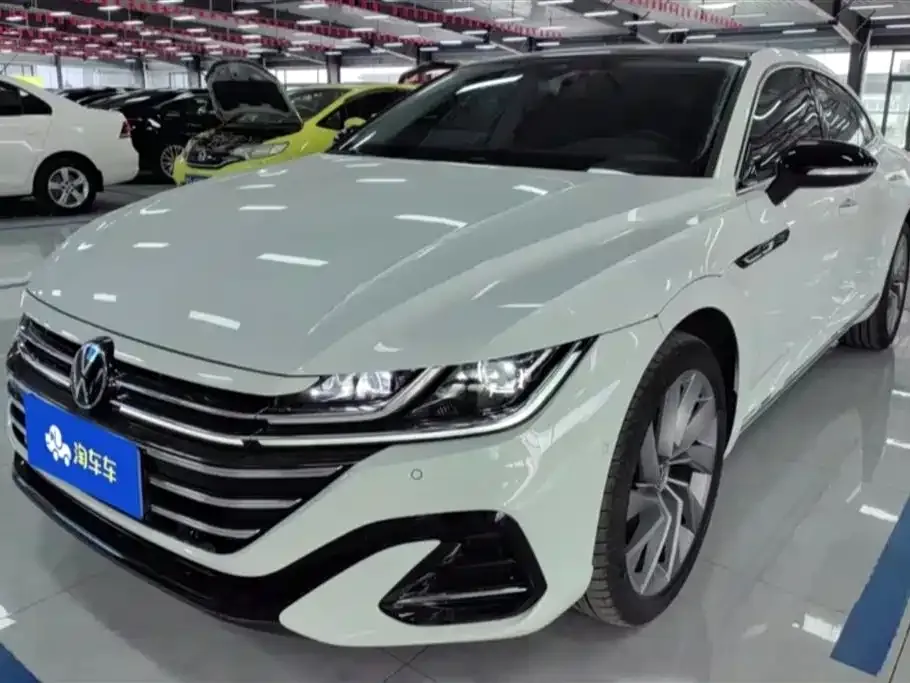 Volkswagen CC 2024 из CN, фото 1