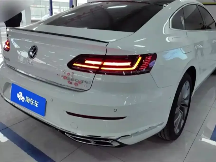 Volkswagen CC 2024 из CN, фото 2