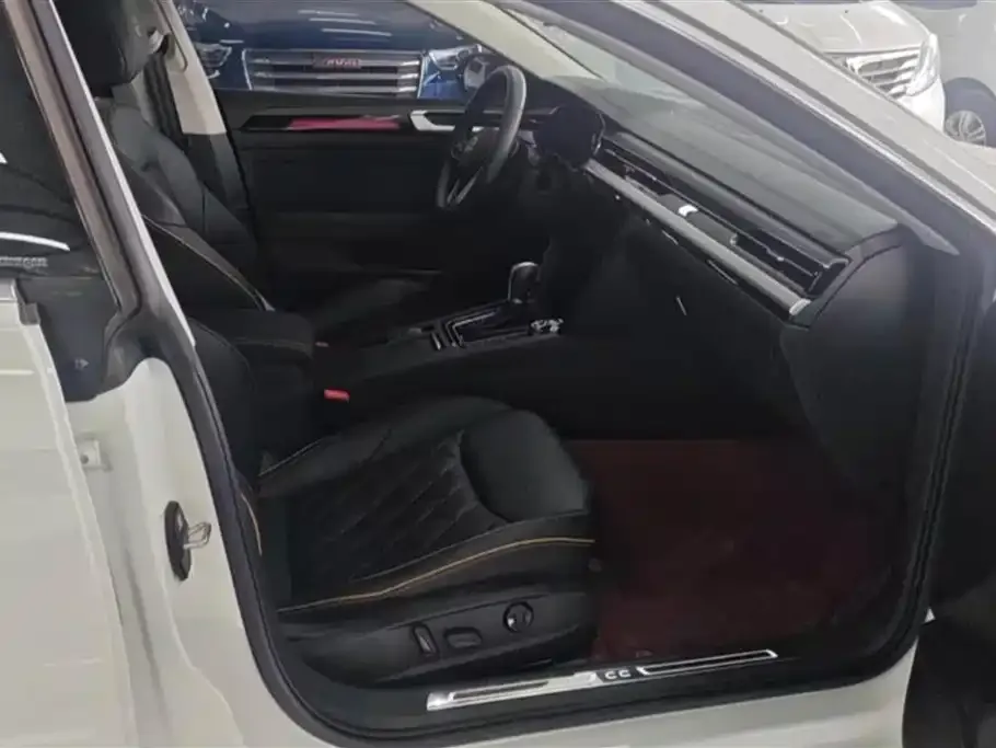 Volkswagen CC 2024 из CN, фото 6