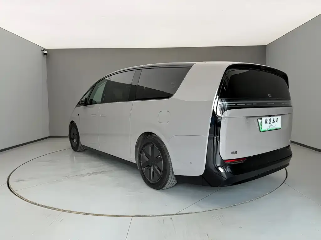 Li Auto MEGA 2025 из CN, фото 2