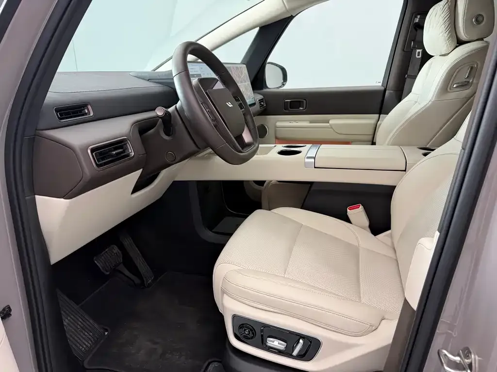 Li Auto MEGA 2025 из CN, фото 10