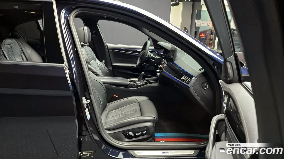BMW 5-Series 2022 из KR, фото 7