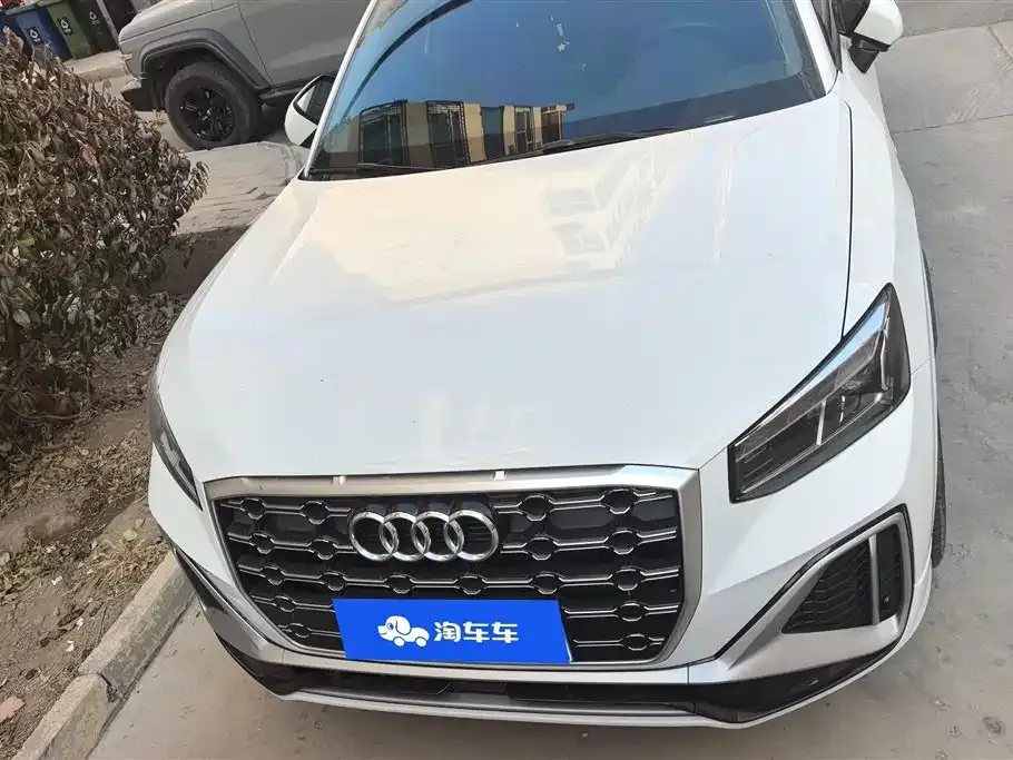 Audi Q2L 2023 из CN, фото 7