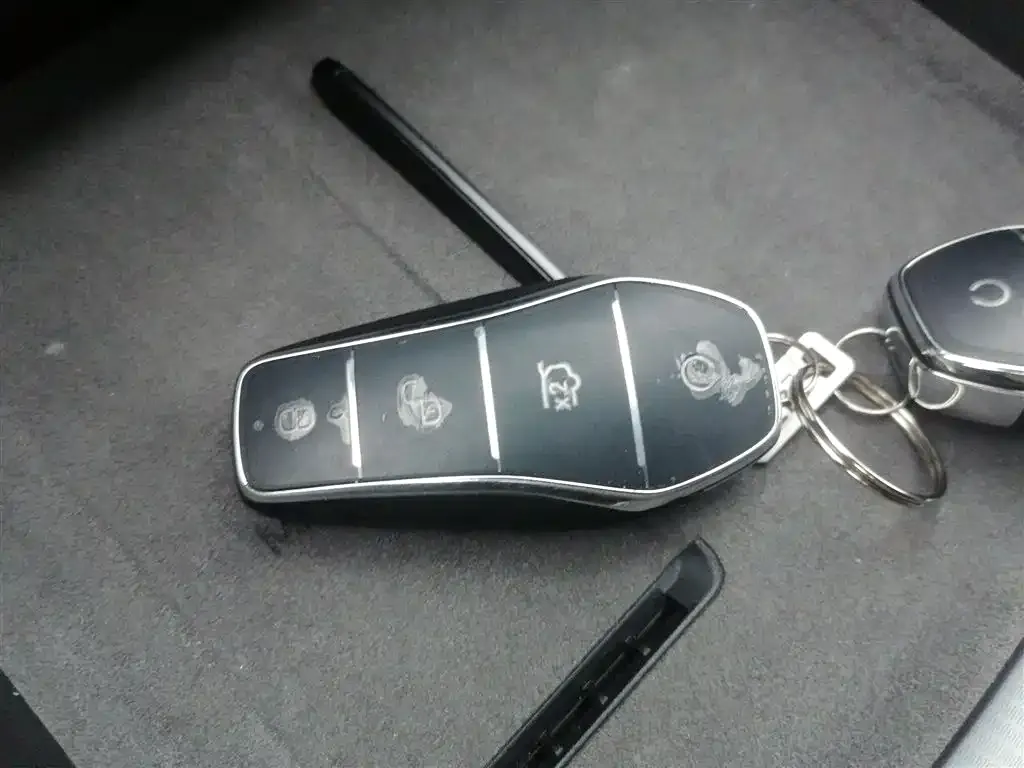 BYD L EV 2026 из CN, фото 4