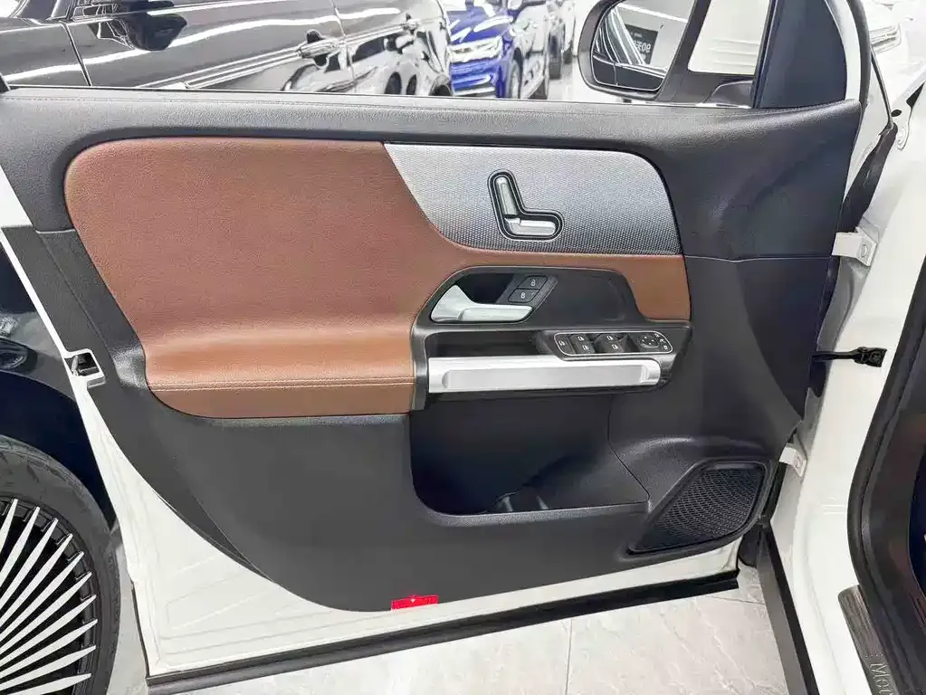Mercedes-Benz GLB 2023 из CN, фото 10