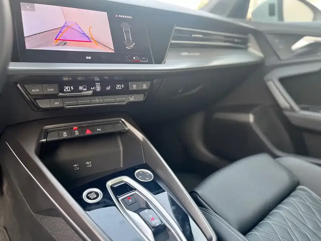 Audi A3 2024 из CN, фото 9