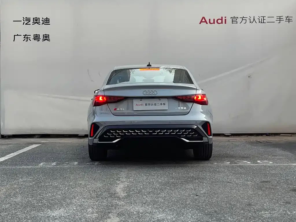 Audi A3 2024 из CN, фото 8